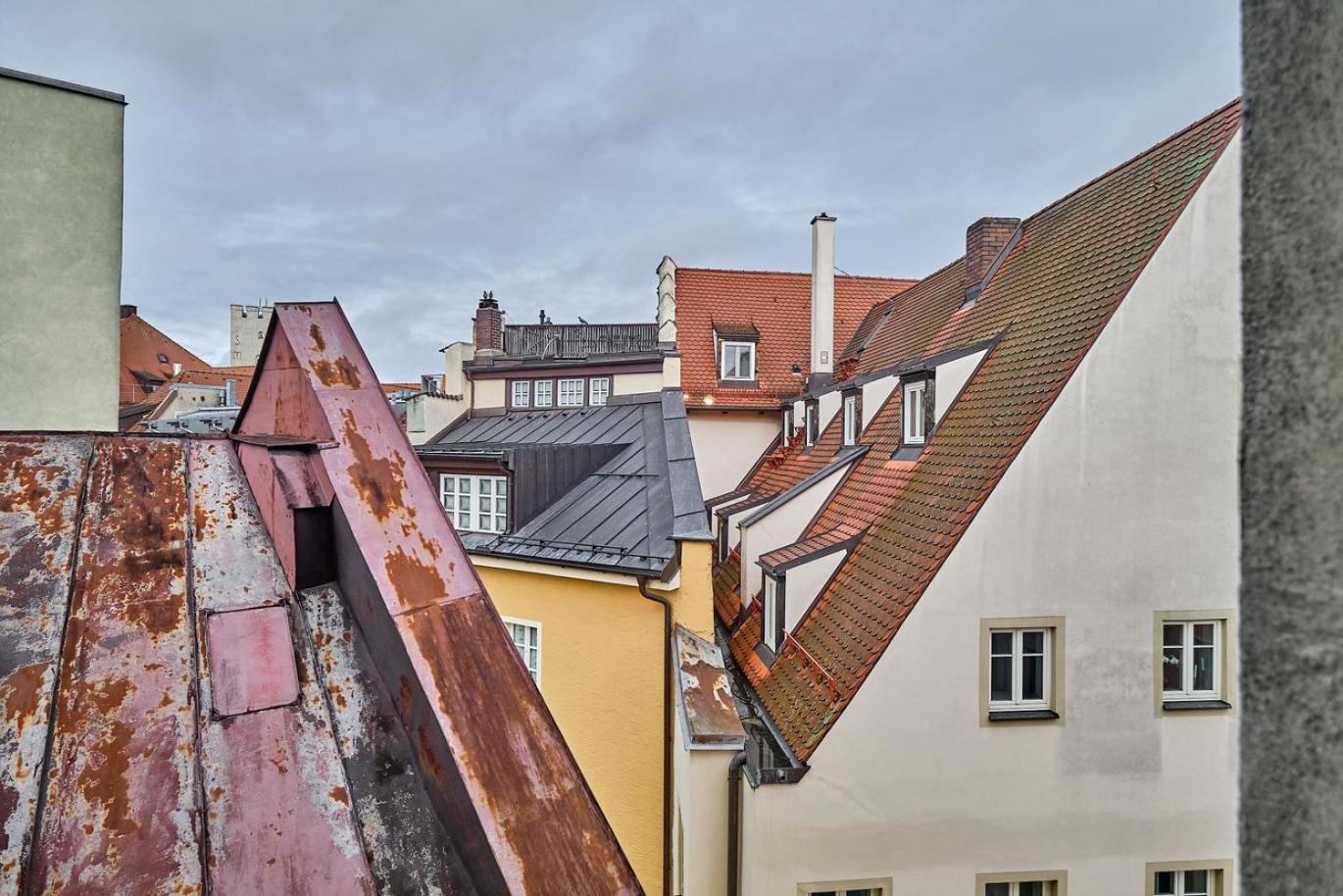 Hotel Roter Hahn Regensburg Exterior foto